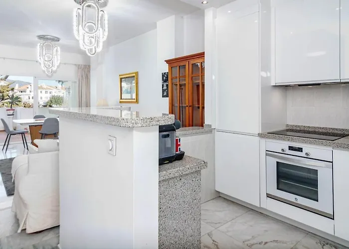 Rg325 - Great 2 Bed Apt, Close To Puerto Banus ماربيا