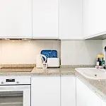 Rg325 - Great 2 Bed Close To Puerto Banus מארבלה