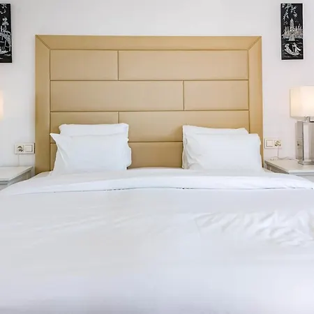 Rg325 - Great 2 Bed Apt, Close To Puerto Banus Марбелья