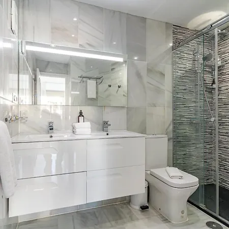 Апартаменти Rg325 - Great 2 Bed Apt, Close To Puerto Banus Марбелья
