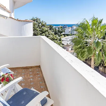 Rg325 - Great 2 Bed Close To Puerto Banus Apartment *