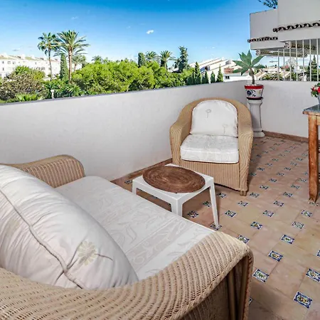 Rg325 - Great 2 Bed Close To Puerto Banus