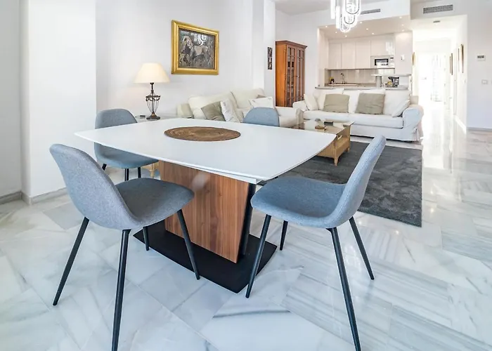 Rg325 - Great 2 Bed Apt, Close To Puerto Banus * Marbella