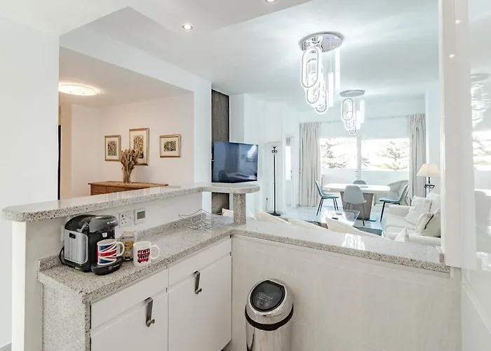 Rg325 - Great 2 Bed Apt, Close To Puerto Banus Marbella