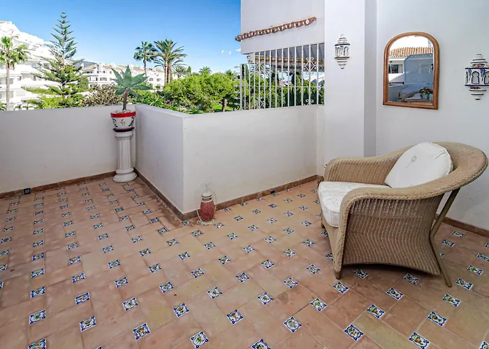 Rg325 - Great 2 Bed Apt, Close To Puerto Banus Apartment