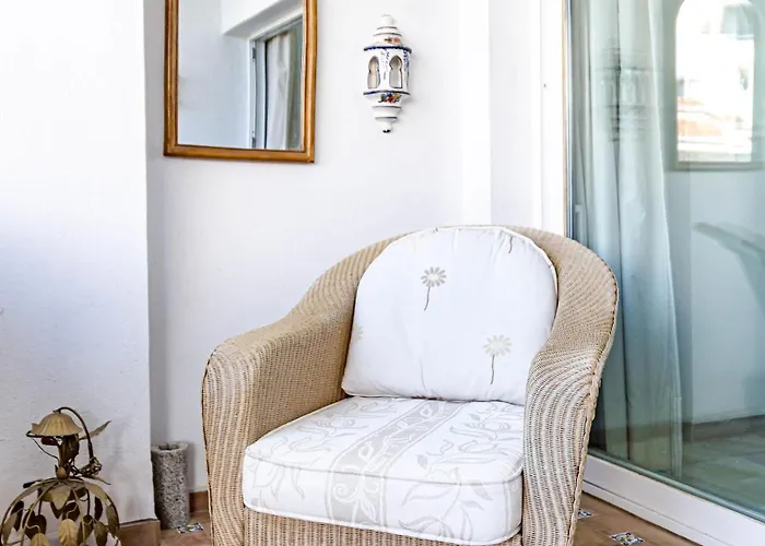 Rg325 - Great 2 Bed Close To Puerto Banus * Marbella