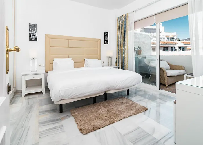 Rg325 - Great 2 Bed Close To Puerto Banus Апартаменти