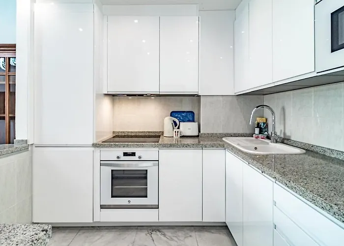 Rg325 - Great 2 Bed Apt, Close To Puerto Banus * Μαρμπέλλα