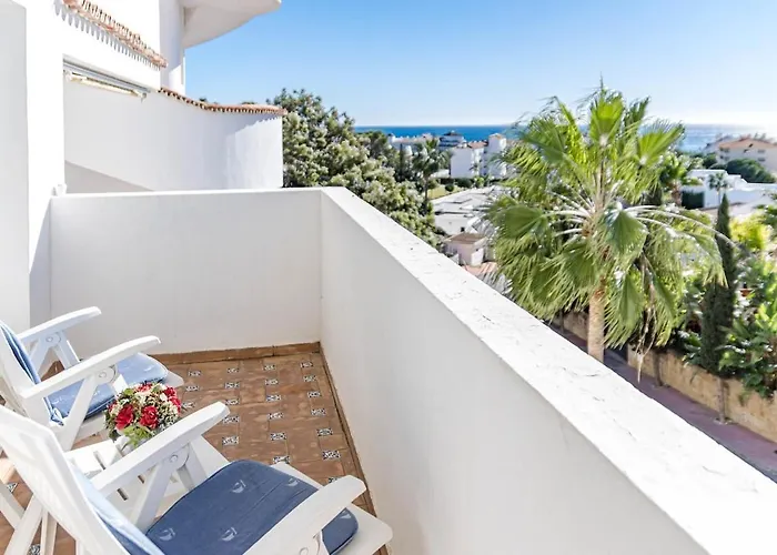 Rg325 - Great 2 Bed Apt, Close To Puerto Banus